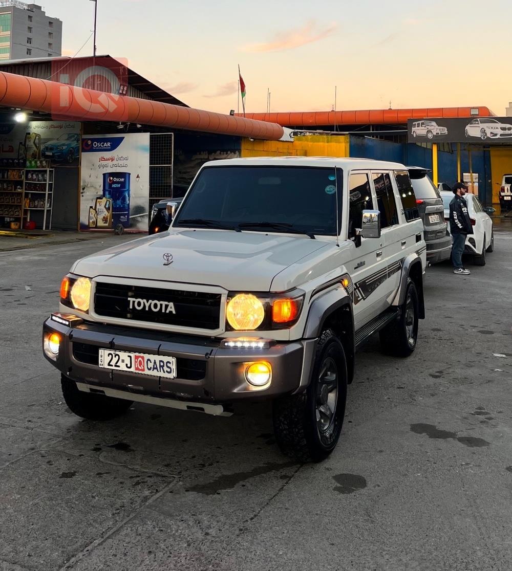 تويوتا لاند كروزر 70